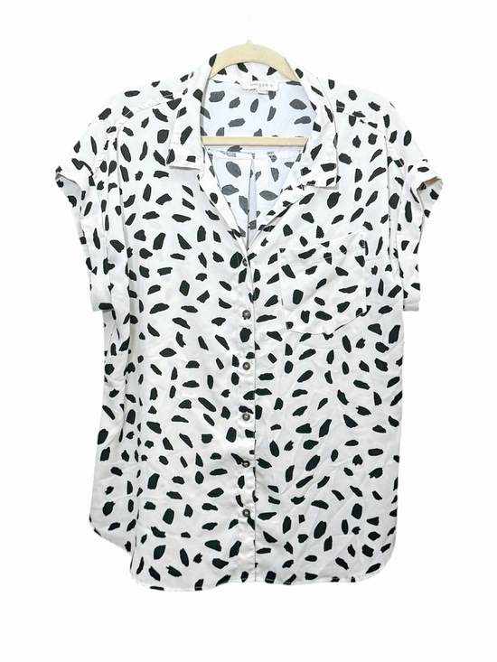 Umgee Tops - Umgee Animal Print Blouse Women’s XL Black White Button Front Collared Top